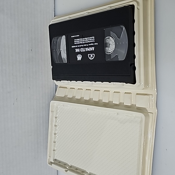 Animated Ink Vintage 70s cartoon vhs - Picture 3 of 3
